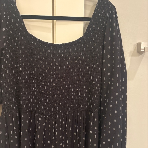 ABLE large Marion smocked jumpsuit black print pattern sold out $165 - Picture 8 of 8